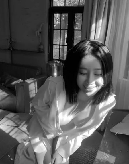 初创玩家_JVID性感写真