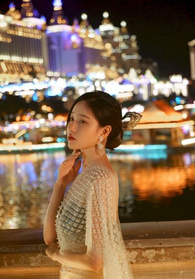女机器人电影_高清超清免费观看
