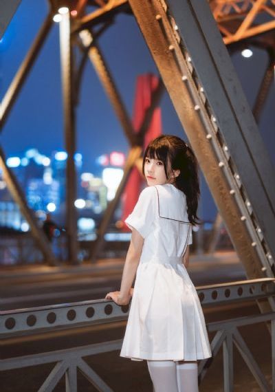 熊先生在树林里冬眠_BD免费视频大全