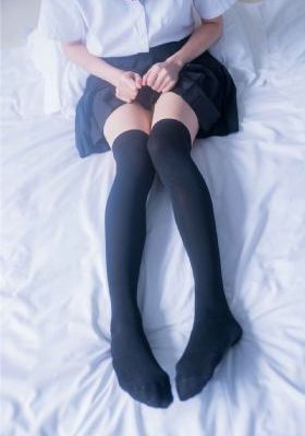 《年轻漂亮的老师3_剧情片动漫在线观看
