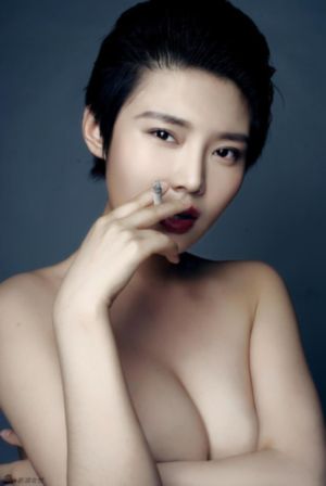 女按摩师在线播放_超清在线观看高清