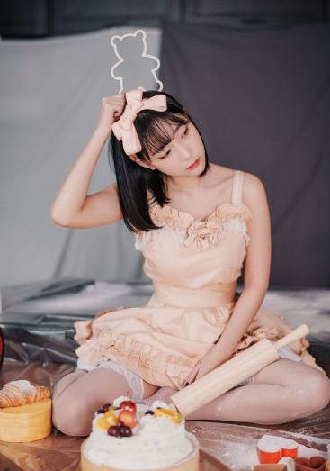 angelina全集播放_DVD神马影院在线