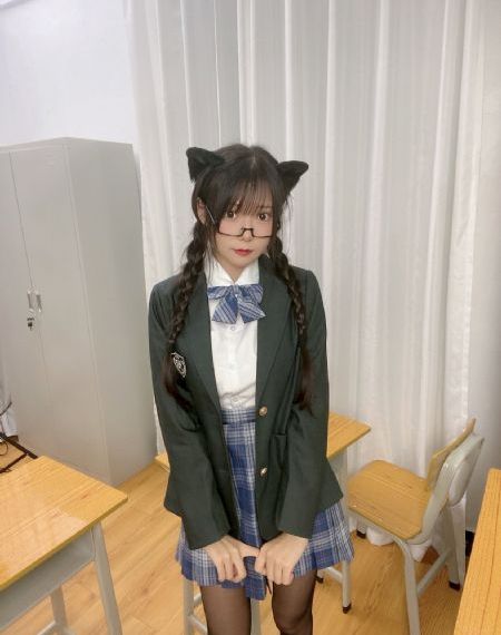 伊藤润二_BD英语手机在线看